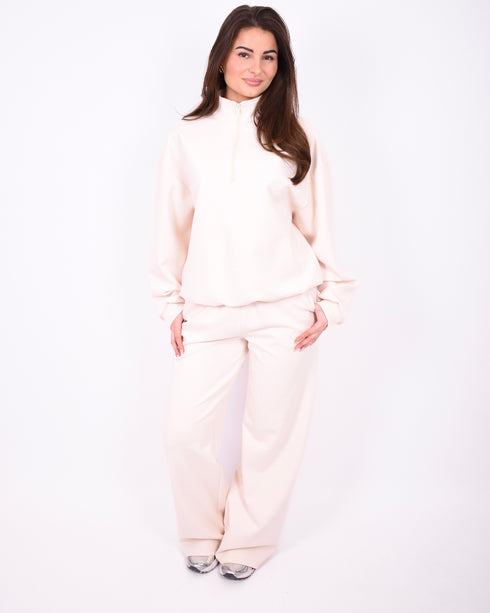 Wide leg jogger cream