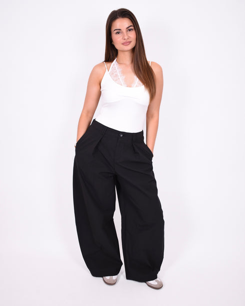 baggy Parachute pants black