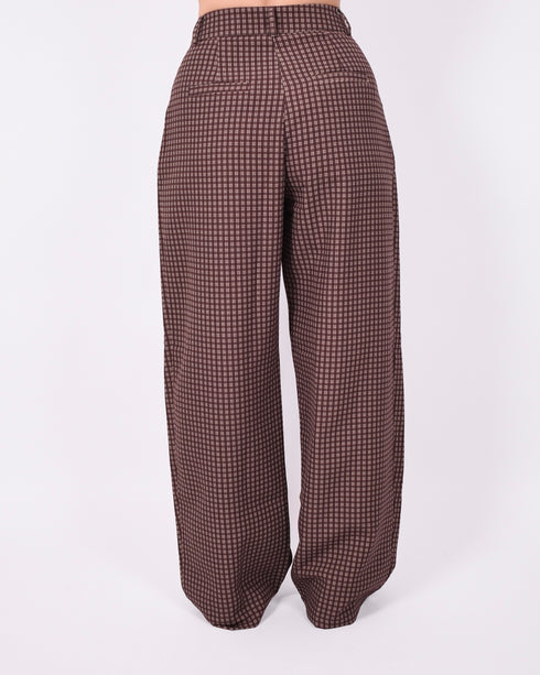 pleated checkered pants brown