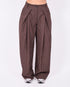 pleated checkered pants brown
