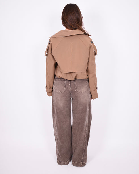 Spring trenchcoat Camel