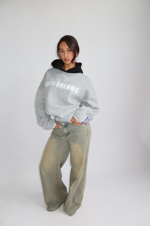 Priority court dreams hoodie light grey