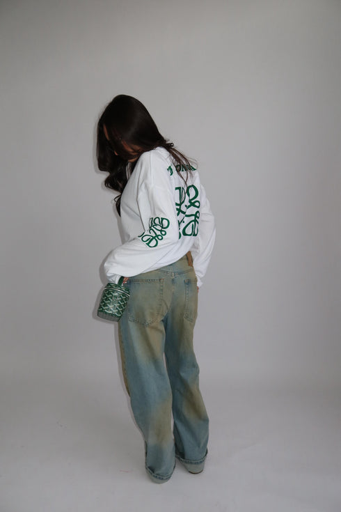 Priority monogram longsleeve white