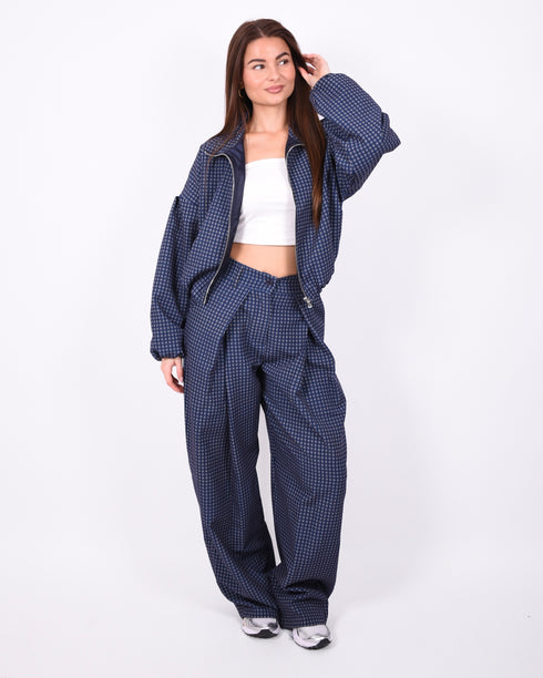 pleated checkered pants navy
