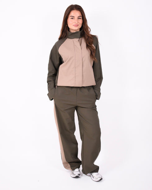 Avery contrast tracksuit green