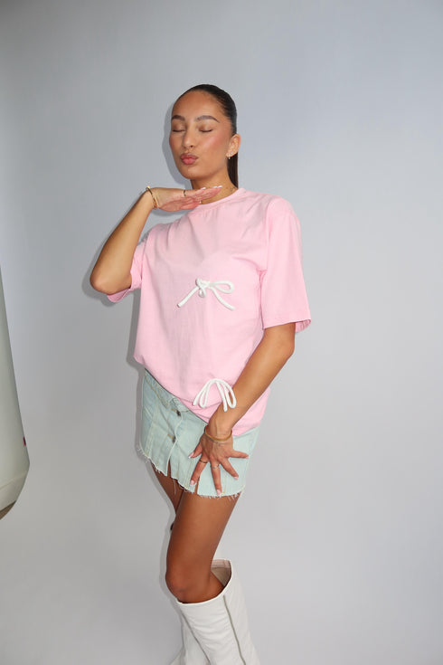 Priority bow tee pink