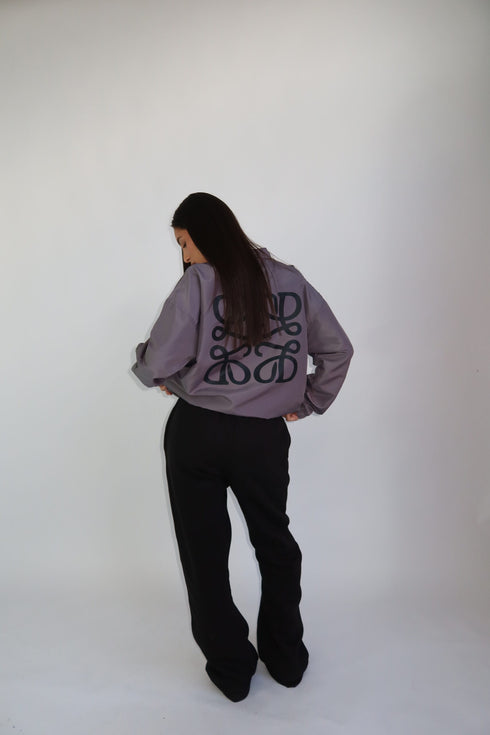 priority monogram windjacket grey