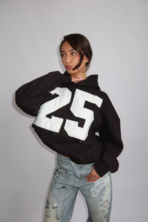 Priority 25 hoodie black