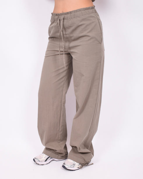 Gigi parachute pants kaki