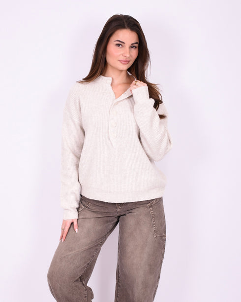 button knit sweater beige