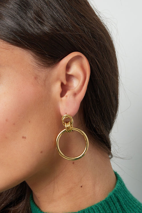 Circle earrings