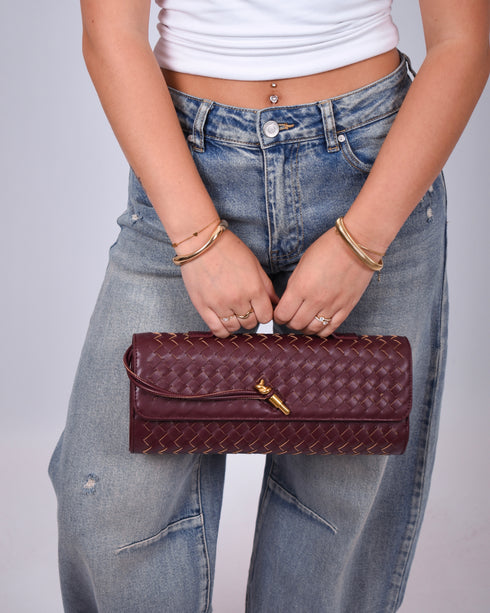 Gevlochten pu clutch bordeaux