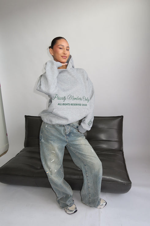 priority members hoodie light grey