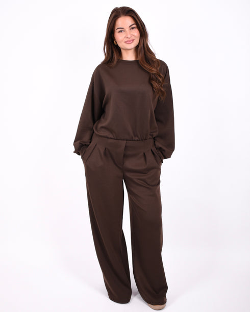 lounge set brown pre-order 7/10