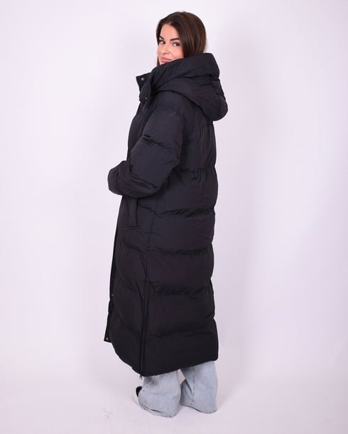 Maxi puffer coat black