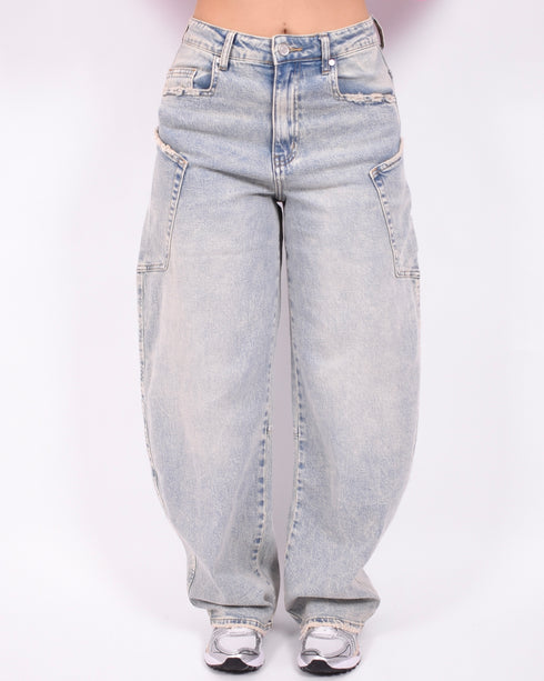 Light vintage barrel cargo stretch jeans