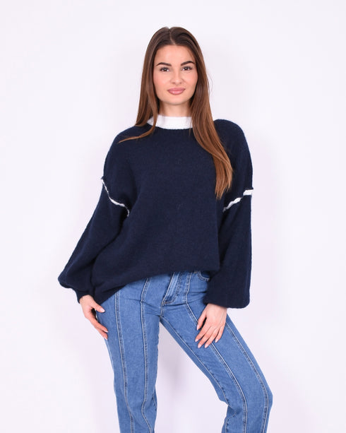 cozy knit navy/white