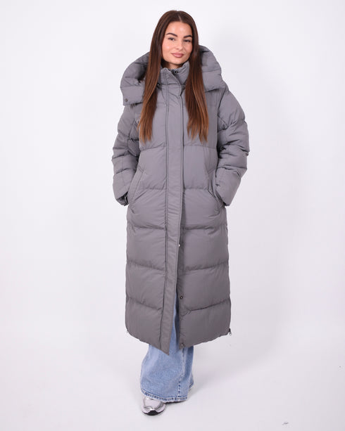 maxi puffer coat grey