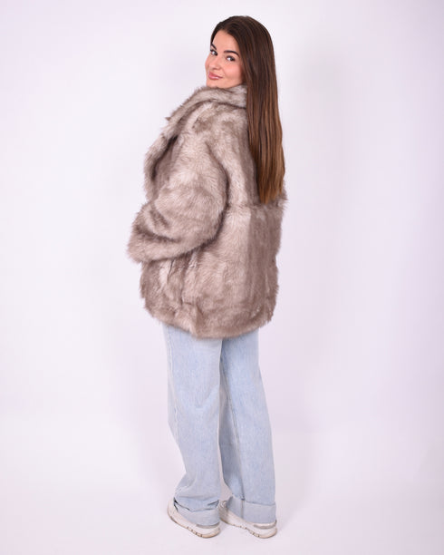 faux fur coat beige