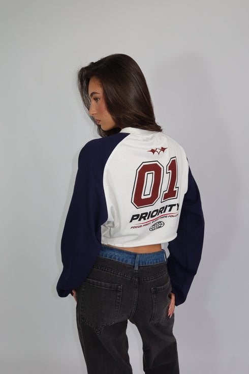 Priority focus Cropped longsleeve navy pre-order 29/8