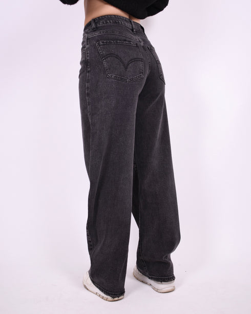 Dark grey barrel stretch jeans
