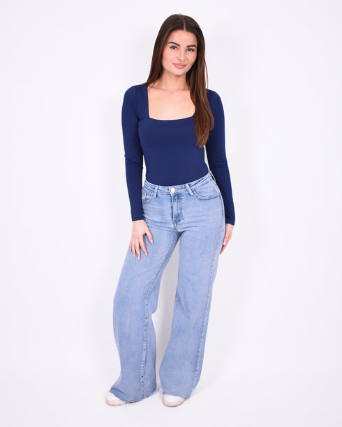 Square neck body navy