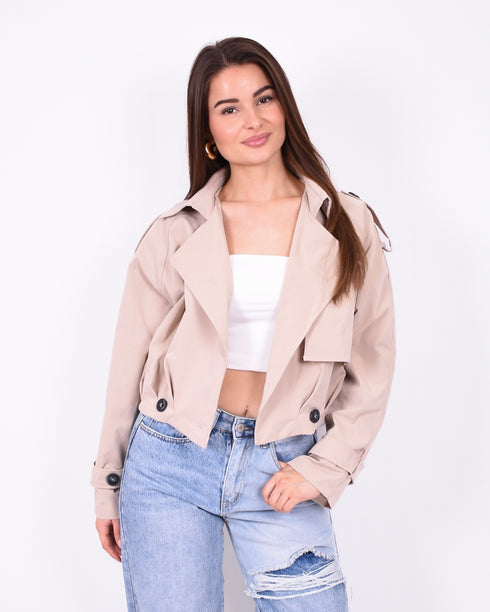 spring trenchcoat beige