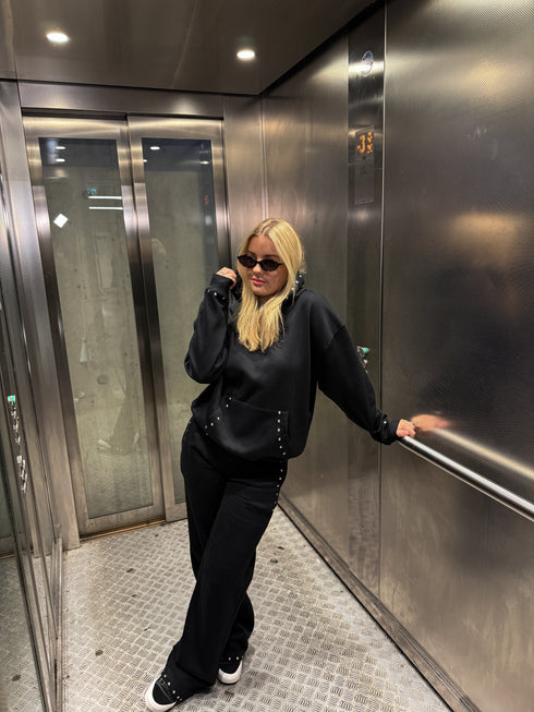 studs tracksuit black