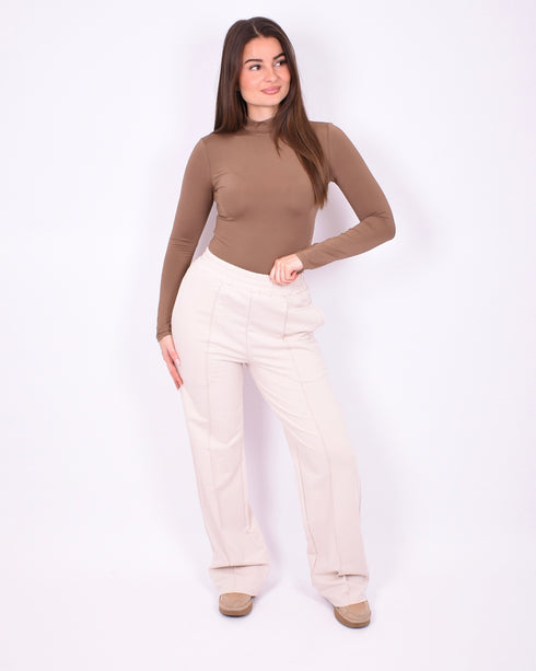 Basic col body camel