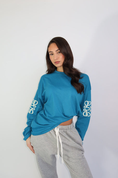 priority monogram longsleeve turqoise
