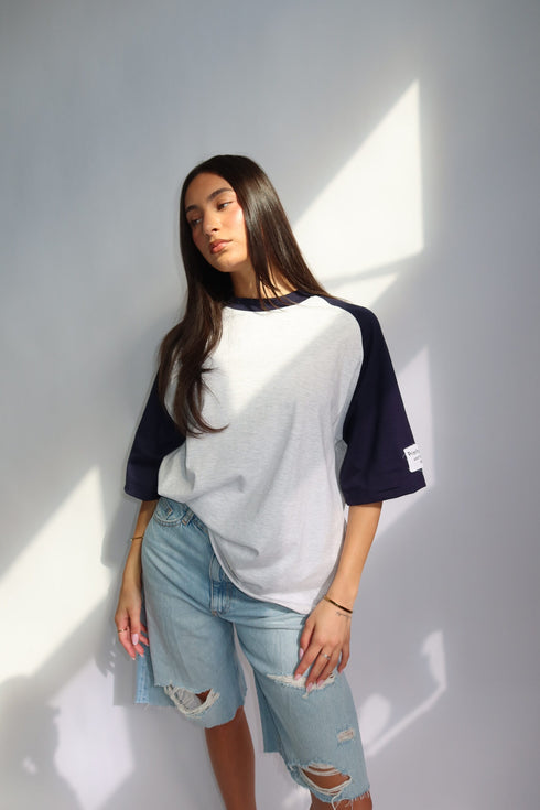 priority baseball tee grey/navy