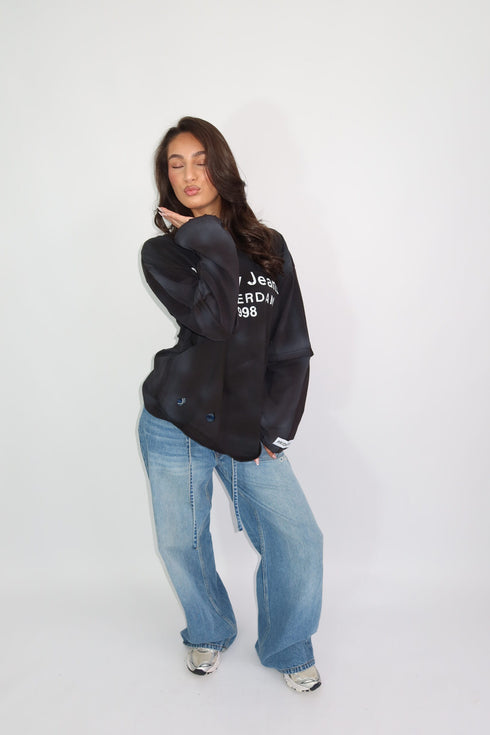 Priority Destroyed Amsterdam longsleeve washed black