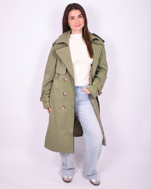 fall trenchcoat green