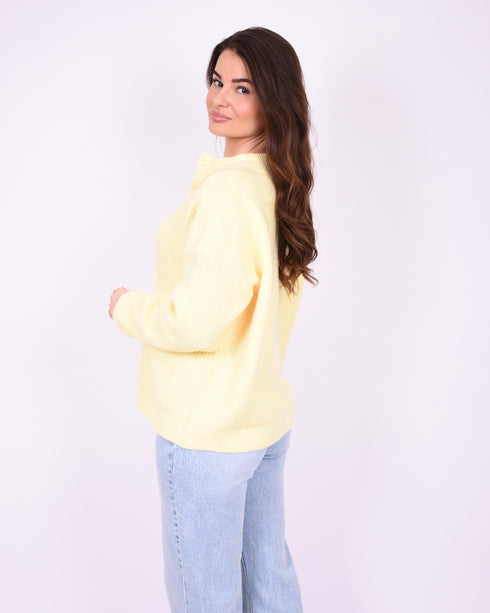 Button knit sweater yellow