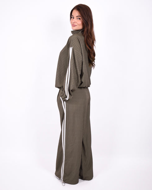 Checkered tracksuit olive pre-order 7/10
