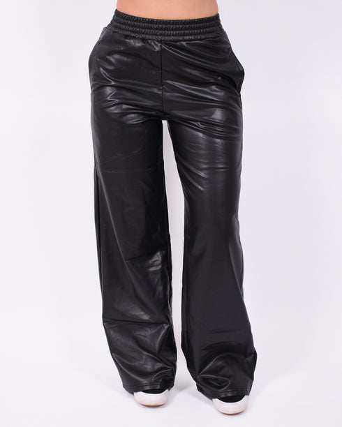 Leather pants black