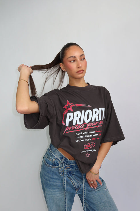 priority peace tee dark grey