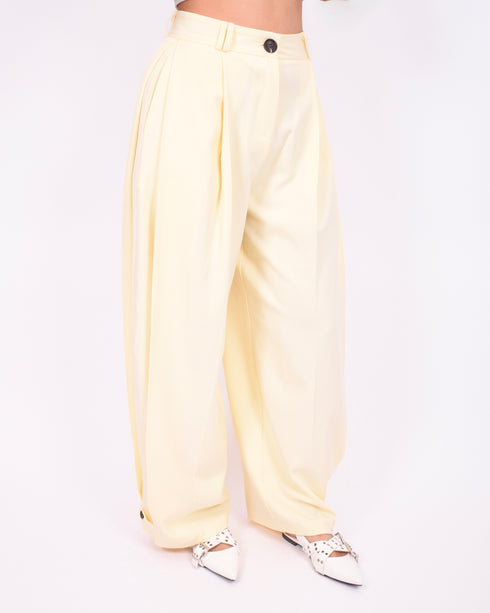 Pleated button pantalon yellow