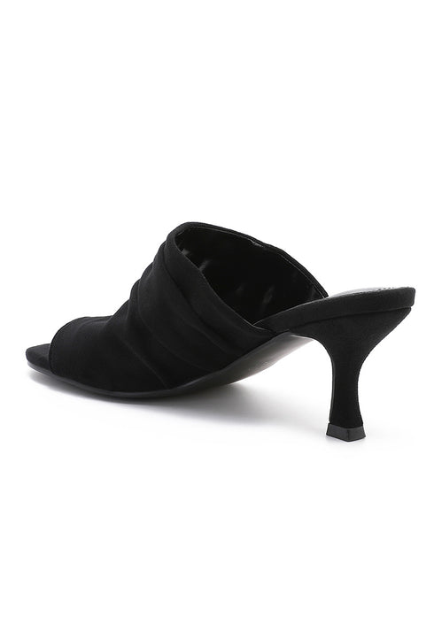 Maya heels black
