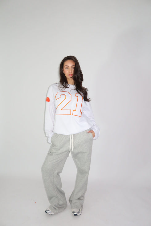 Priority ‘21’ longsleeve white