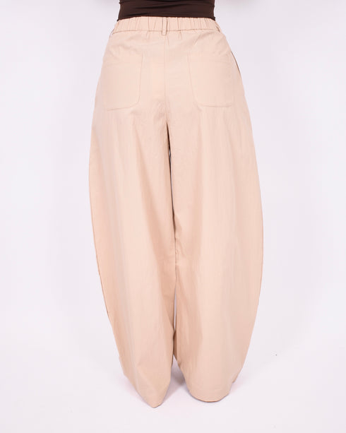 baggy Parachute pants beige