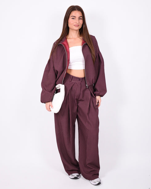 pleated checkered pants bordeaux