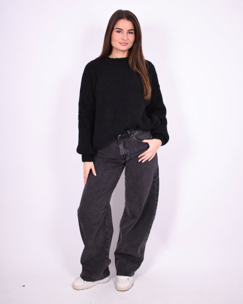 Dark grey barrel stretch jeans