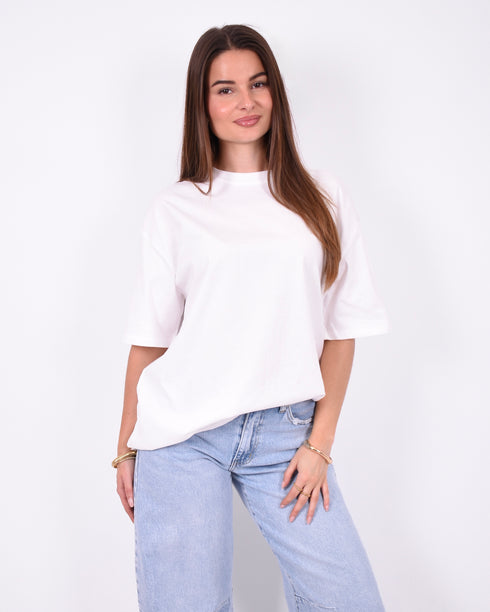 basic tee white