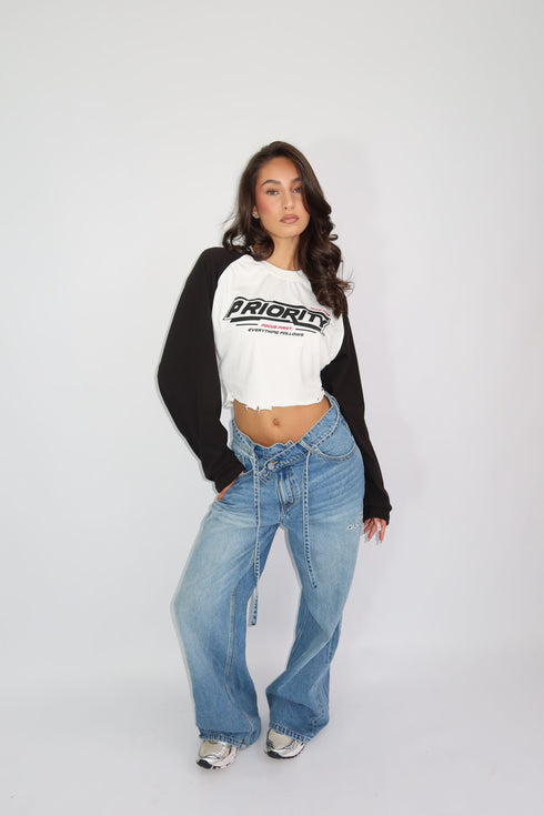 Priority focus Cropped longsleeve black