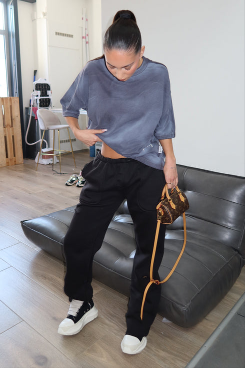 Distressed jogger black